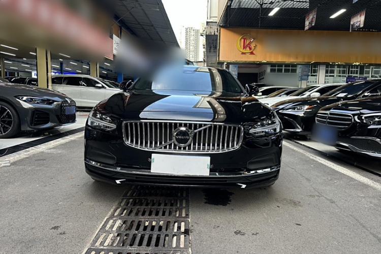 Used Volvo S90 2024 B5 Zhiyuan Luxury Edition
