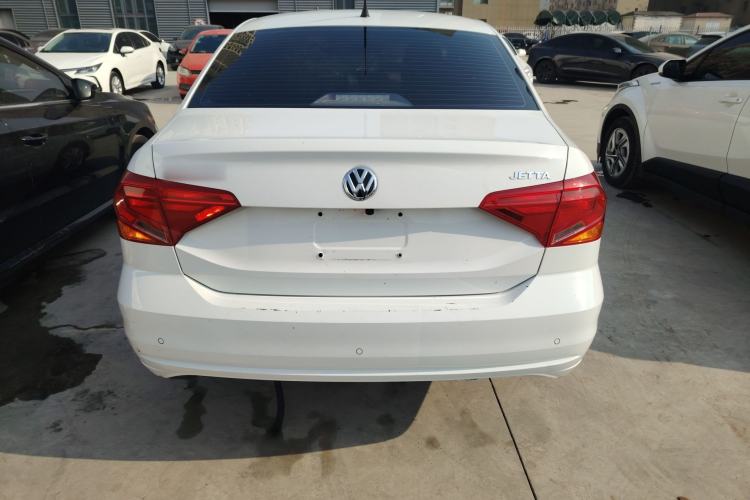 Used Volkswagen Jetta 2019 Dream Edition 1.4L Manual Fashion Version