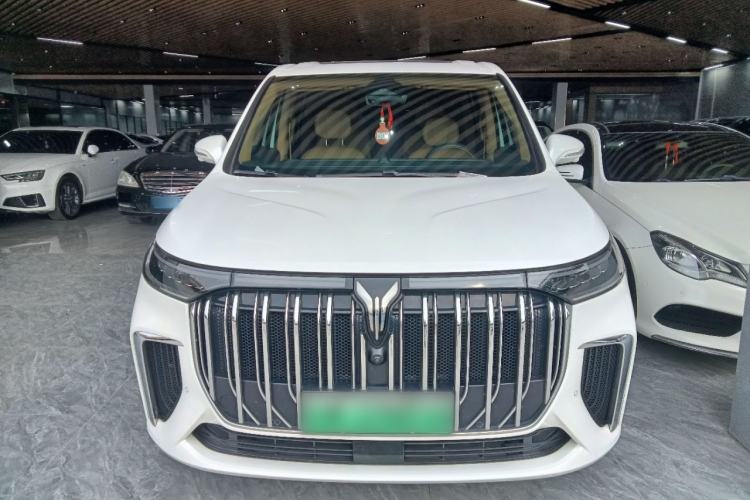 Used VOYAH Dream 2024 PHEV Extended-Range Premium Edition
