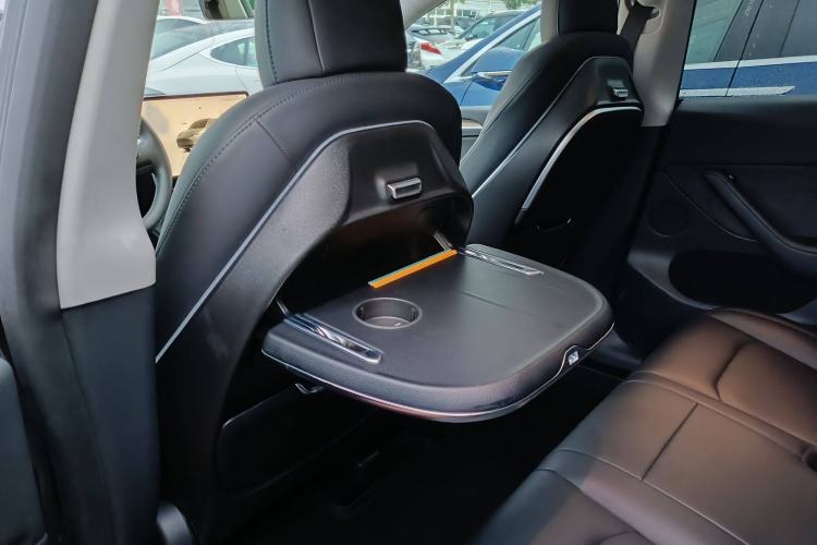 Used Tesla Model Y 2022 Long-Range All-Wheel-Drive Version
