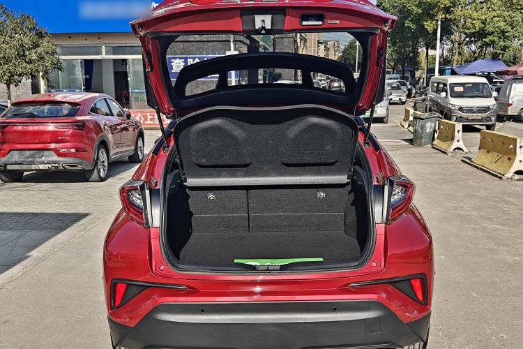 Used Toyota C-HR 2020 2.0L Flagship Edition
