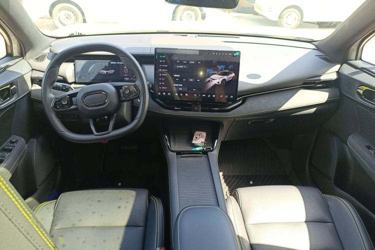 Used Lynk & Co 06 2025 Renew 1.5T Halo
