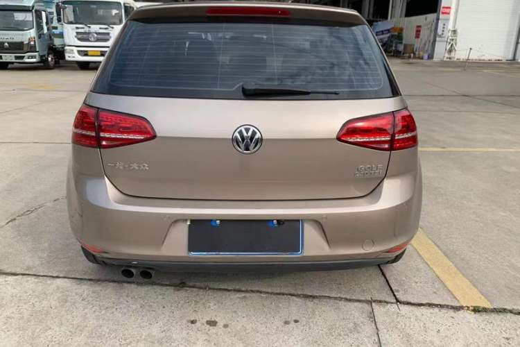 Used Volkswagen Golf 2016 230TSI Automatic Comfort Version
