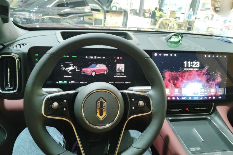 Used Hima AITO M8 2025 Extended-Range Ultra Version 53.4 kWh 5-Seater Edition