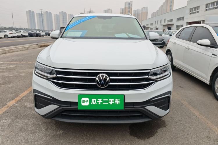 Used Volkswagen Tiguan L 2023 300TSI Automatic Two-Wheel Drive Smart Edition