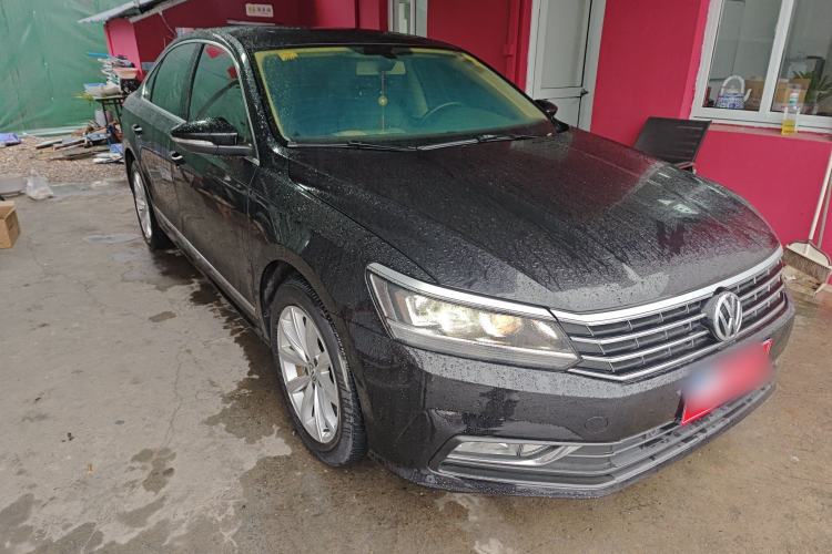 Used Volkswagen Passat 2017 330TSI DSG Luxury Edition
