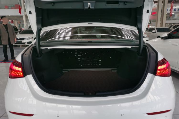 Used Mercedes-Benz C-Class 2023 Restyled C 260 L Sport Edition
