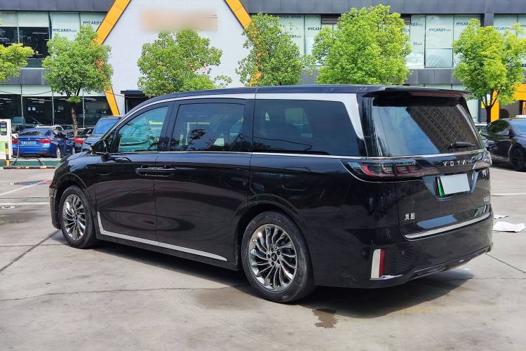 Used VOYAH Dream 2024 PHEV Ultra-Long Range Flagship Edition
