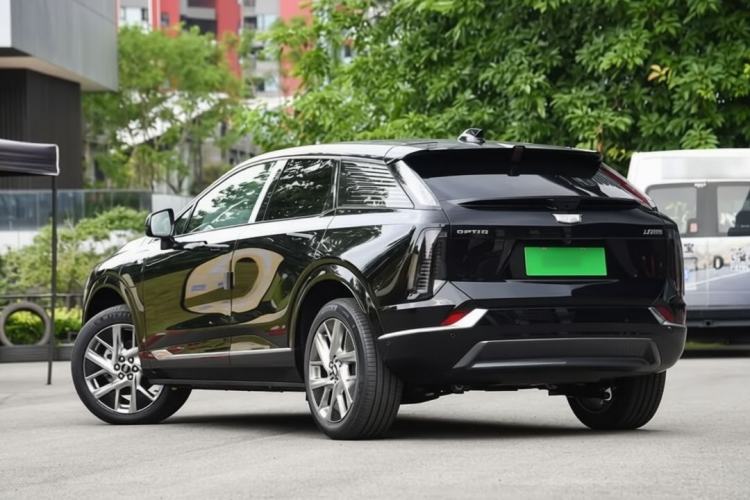 Used Cadillac OPTIQ 2024 Standard Range Version