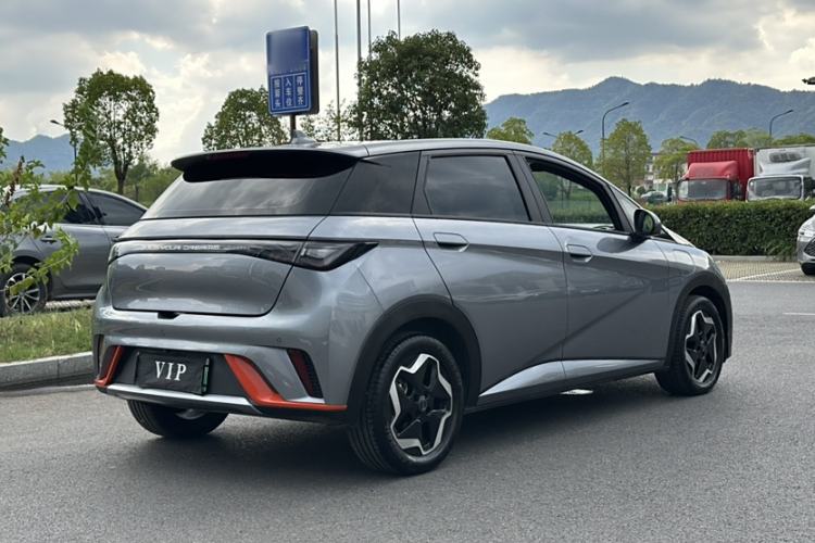 Used BYD Dolphin 2021 405 km Fashion Edition
