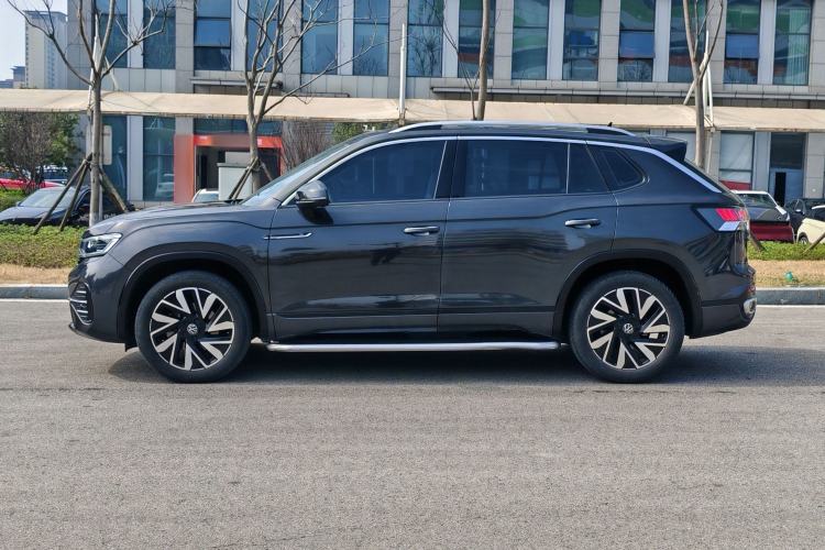 Used Volkswagen Tayron 2023 330TSI Two-Wheel-Drive R-Line High-Energy Version
