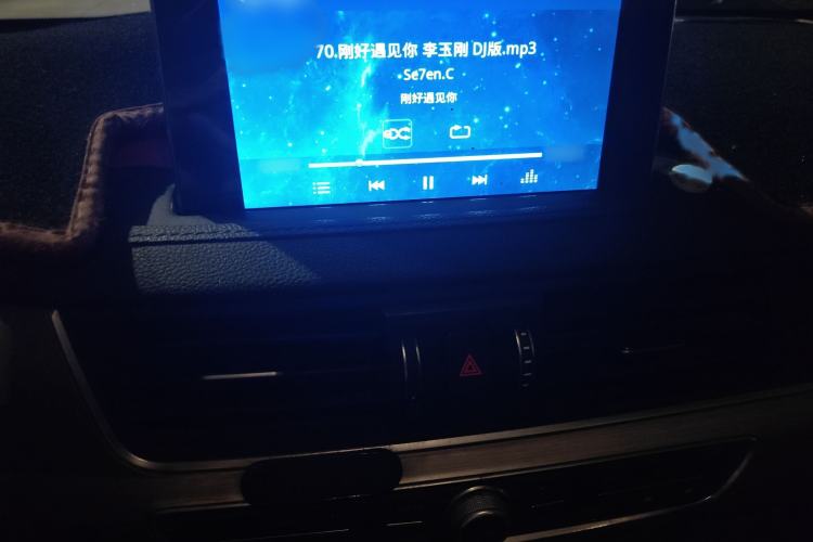 Used FORTHING Joyear X6 2017 Jingxiang Series 1.5T Manual Luxury Model
