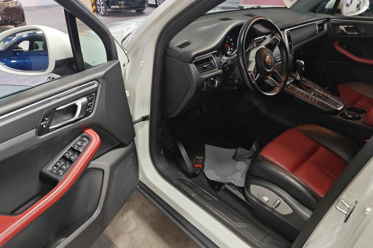 Used Porsche Macan 2017 Macan 2.0T
