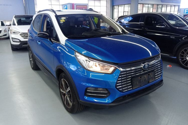 Used BYD Yuan New Energy 2018 EV360 Smart Connected Cool Model