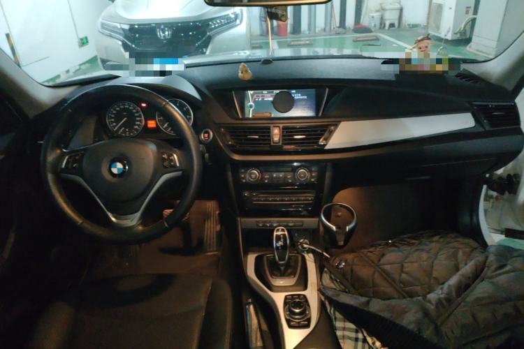 Used BMW X1 2014 sDrive18i Leading Model
