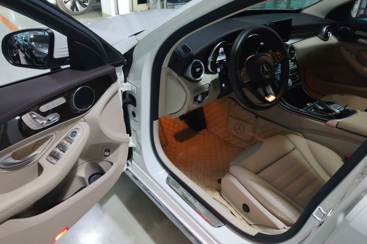 Used Mercedes-Benz C-Class 2015 C 200 L 4MATIC
