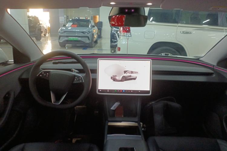 Used Tesla Model 3 2025 Rear-Wheel-Drive Version
