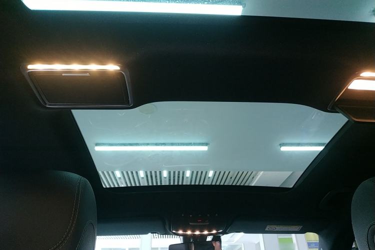 Used Mercedes-Benz GLC 2020 Facelifted GLC 260 L 4MATIC Dynamic Edition
