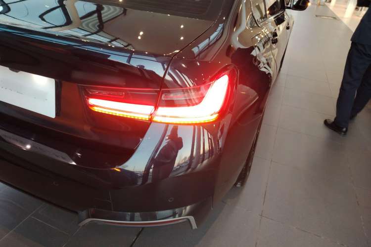 Used BMW i3 2024 eDrive 40 L Midnight Edition