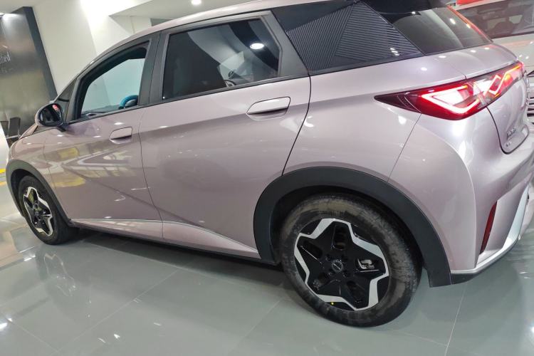 Used BYD Dolphin 2021 405 km Fashion Edition
