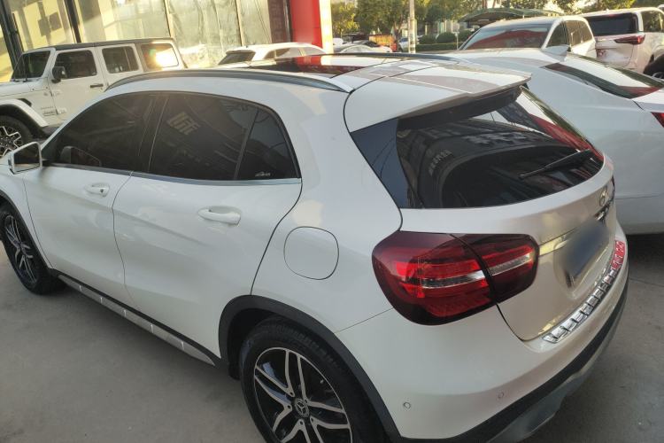 Used Mercedes-Benz GLA 2017 GLA 200 Fashion Model