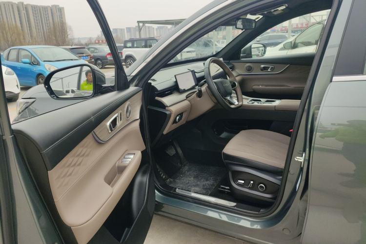 Used Chery Fengyun T8 2025 1.5T 130km Deluxe Version 5 Seats
