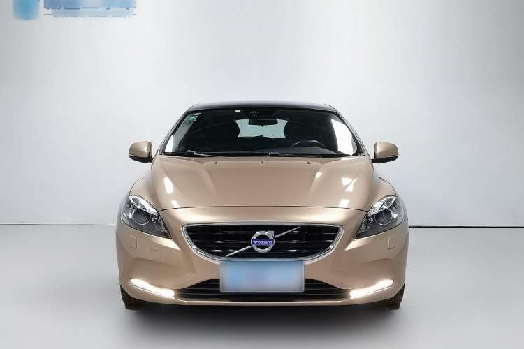 Used Volvo V40 2016 T3 Zhiyi Edition