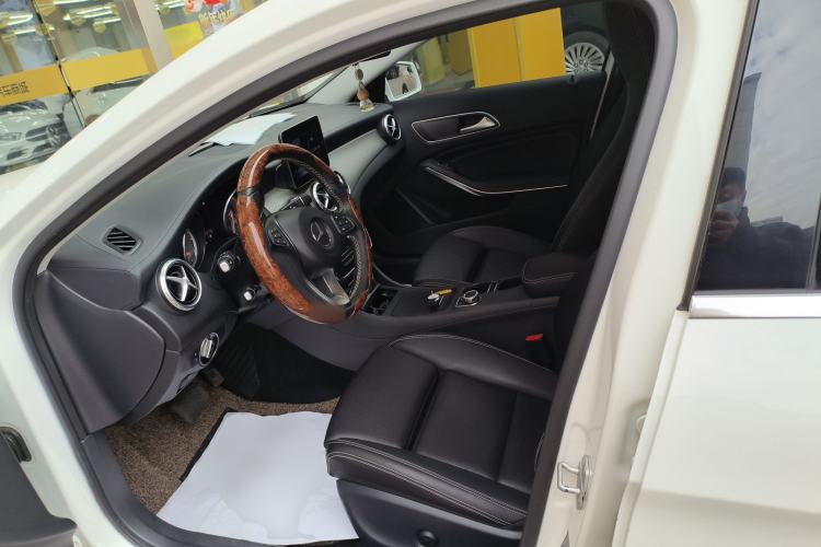 Used Mercedes-Benz GLA 2016 GLA 200 Fashion Model
