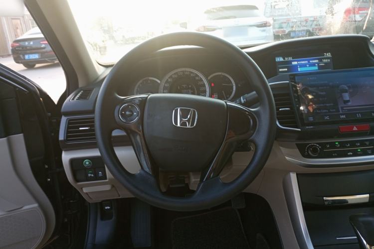 TDK.VehicleDetails.img