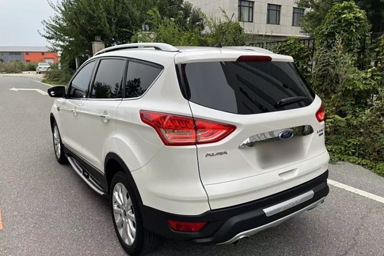 Used Ford Kuga 2015 2.0L GTDi Four-Wheel Drive Elite Model
