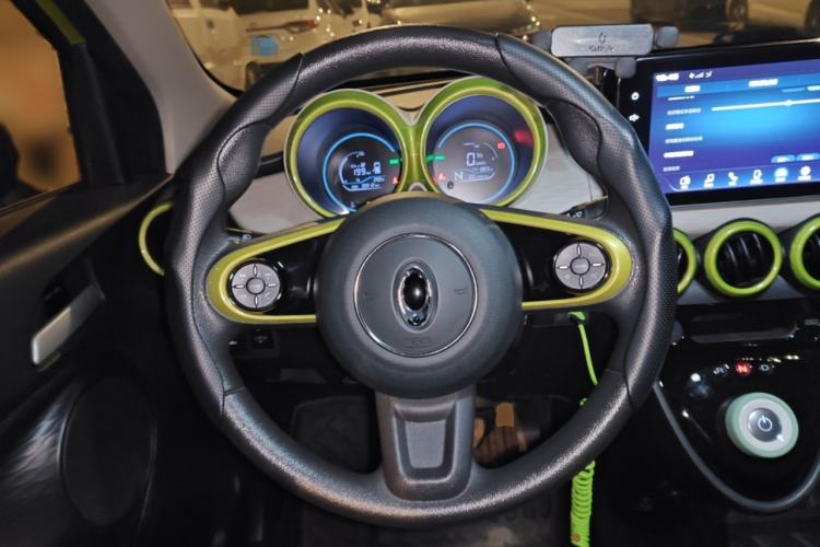 Used ORA Black Cat 2021 301 km Basic Version
