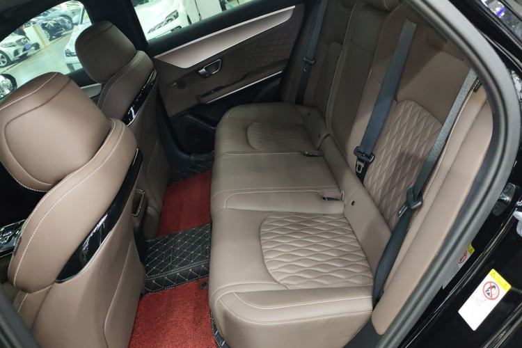 Used BYD Han 2022 EV Genesis Edition 715KM Front-Wheel-Drive Prestige Model
