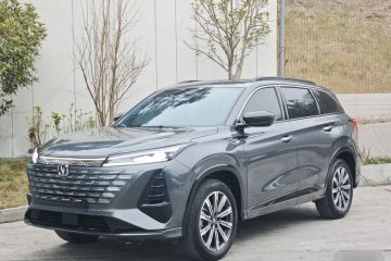 Used Changan CS75 PLUS 2024 3rd Generation Champion Edition 1.5T Intelligent Drive Dynamic Model