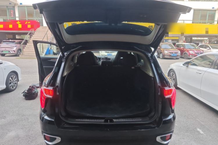 Used Lynk & Co 01 2017 2.0T Two-Wheel Drive Pro Edition
