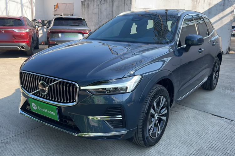 Used Volvo XC60 2023 B5 4x4 Smart Luxury Edition