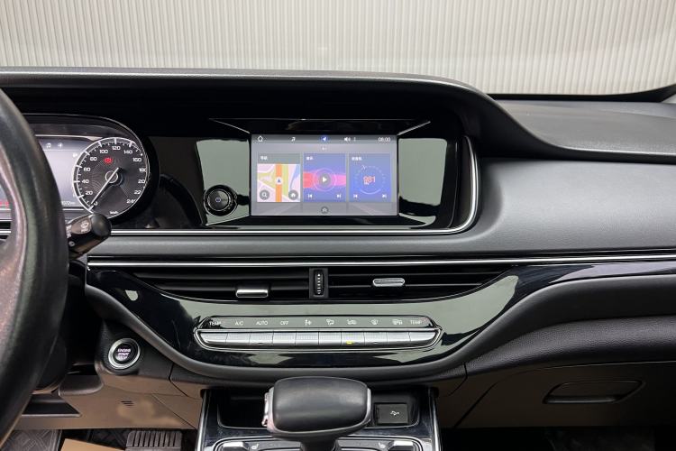 Used GAC Trumpchi M6 2021 270T DCT Luxury Edition (7-seater)
