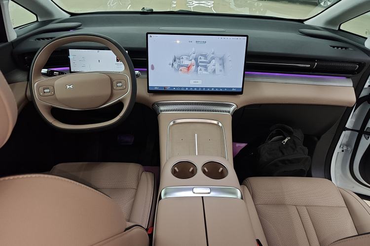 Used XPeng X9 2025 740 Ultra-Long Range Max
