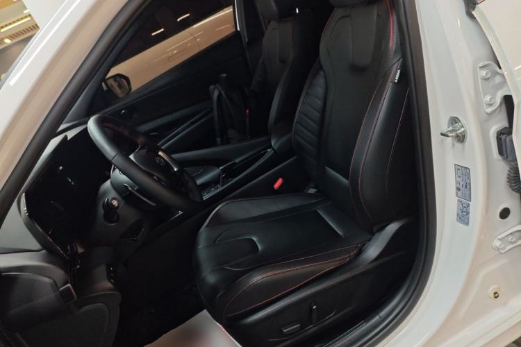 Used Hyundai Elantra 2022 240TGDi DCT LUX Prestige Edition