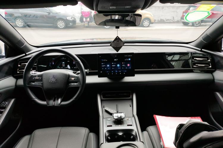 Used BYD Qin L 2024 DM-i 80KM Leading Model