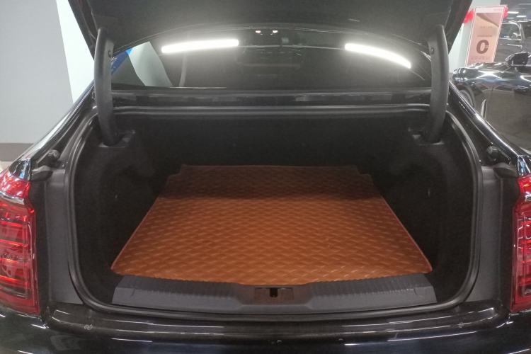 Used Hongqi H9 2020 Revised Version 2.0T Smart Connect Flagship Edition
