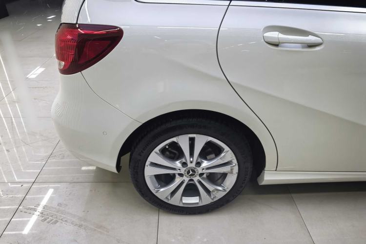 Used Mercedes-Benz B-Class 2017 B 200 Sport Edition
