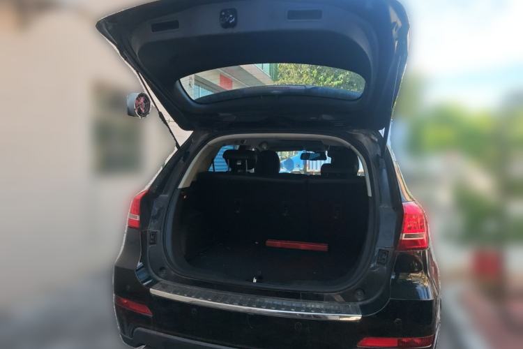 Used Haval H2 2016 Red-Label 1.5T Automatic Two-Wheel Drive Luxury Model
