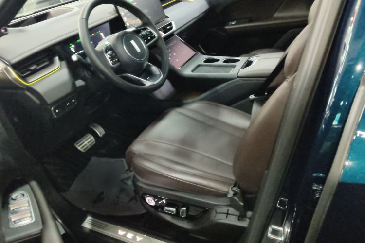 Used Wey Mocha New Energy 2024 Hi4 Four-Wheel Drive Long-Range Version
