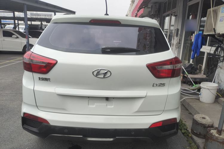 Used Hyundai ix25 2015 1.6L Automatic Two-Wheel Drive Smart GLS Trim
