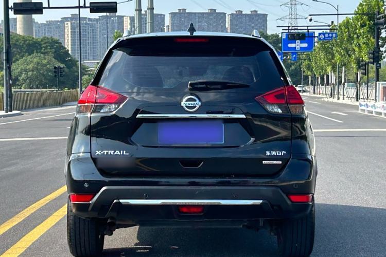 Used Nissan X-Trail 2019 2.5L CVT Smart Connect Luxury Edition 4WD
