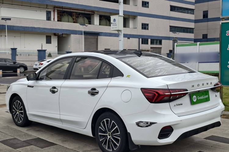 Used Roewe i5 2021 1.5L CVT Diamond Edition
