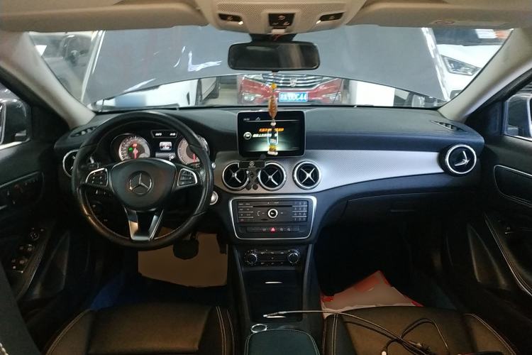 Used Mercedes-Benz GLA 2016 GLA 200 Fashion Model
