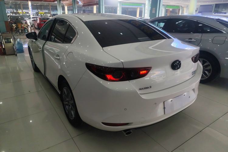 Used Mazda Mazda 3 Axela 2021 2.0L Automatic Zhiqing Edition
