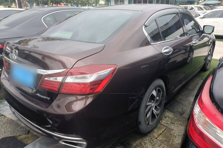 Used Honda Accord 2016 2.0L Comfort Edition
