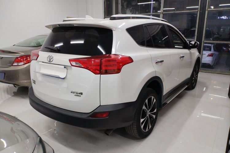 Used Toyota RAV4 2015 2.5L Automatic 4x4 Elite Edition